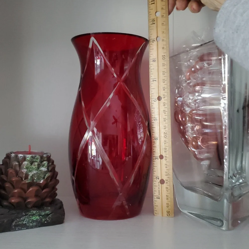 Cut to Clear RED Vase